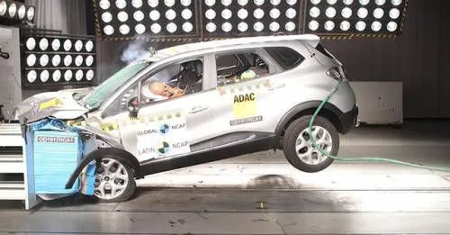 Renault Captur Latin NCAP Crash Test Results Renault Captur Latin NCAP Crash Test Results