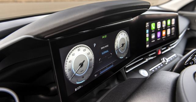 2021 Hyundai Elantra Touchscreens
