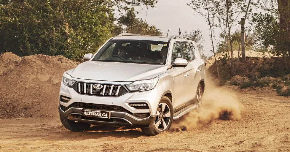 Mahindra Alturas G4 Sliding M