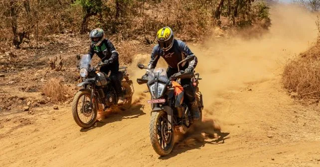 KTM 390 adventure Royal Enfield Himalayan Front Action KTM 390 adventure Royal Enfield Himalayan Front Action