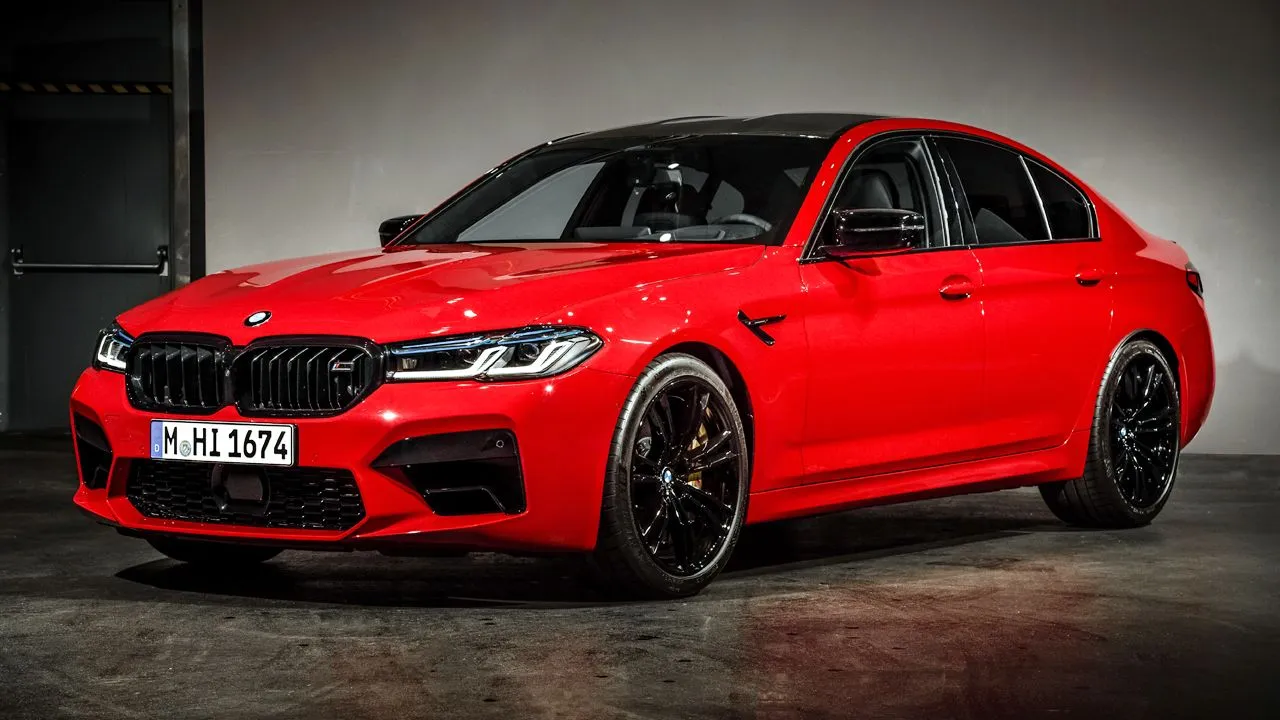 2021 BMW M5 Competition Front Quarter static