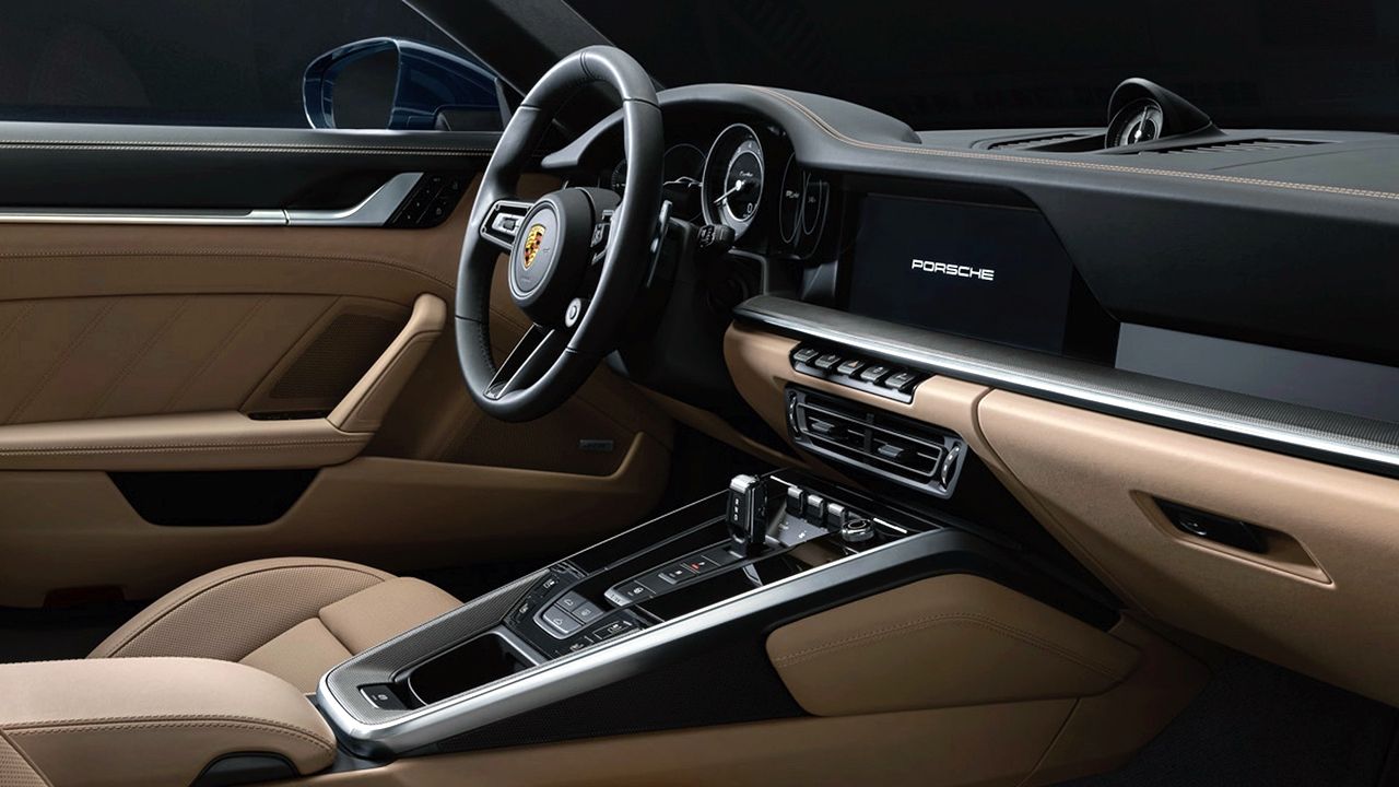 2020 Porsche 911 Turbo Coupe Interior