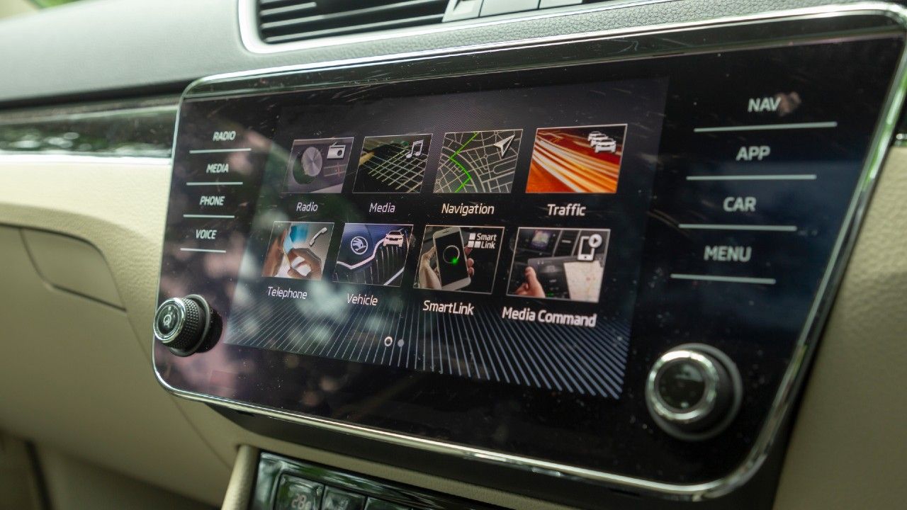 2020 Skoda Superb Facelift Interior Touchscreen Infotainment