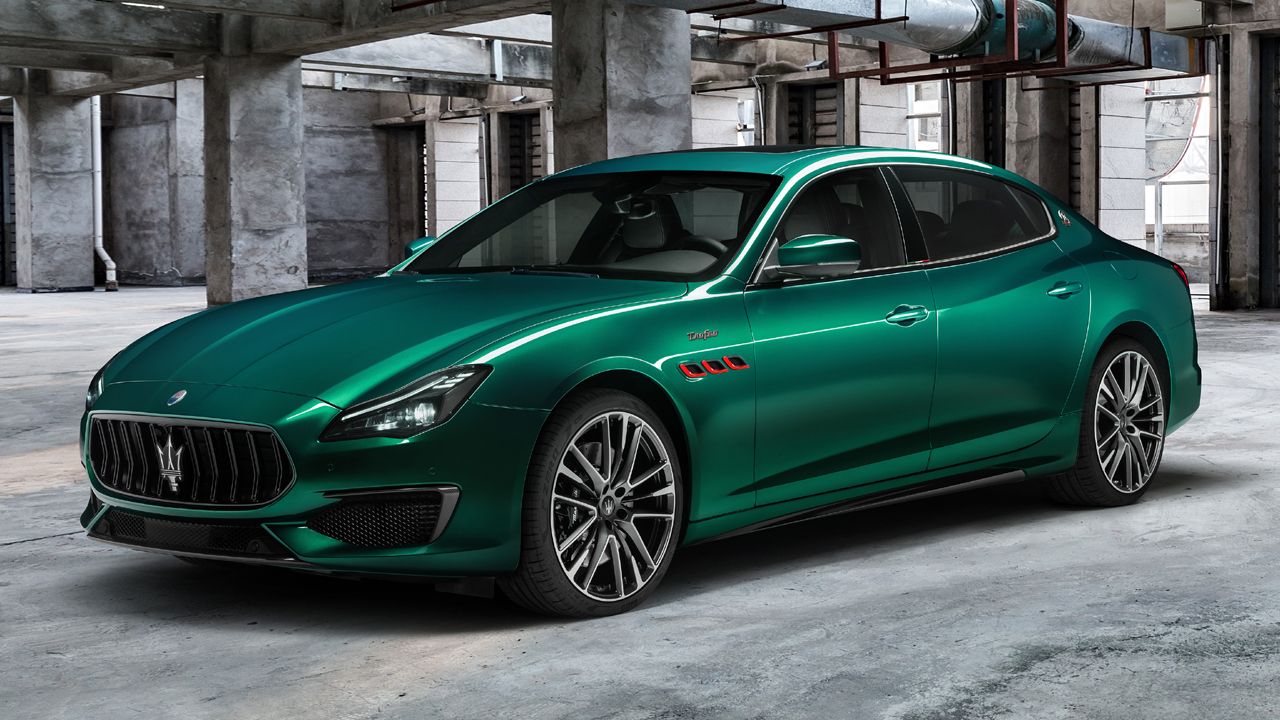 2020 Maserati Quattroporte Front Quarter Static