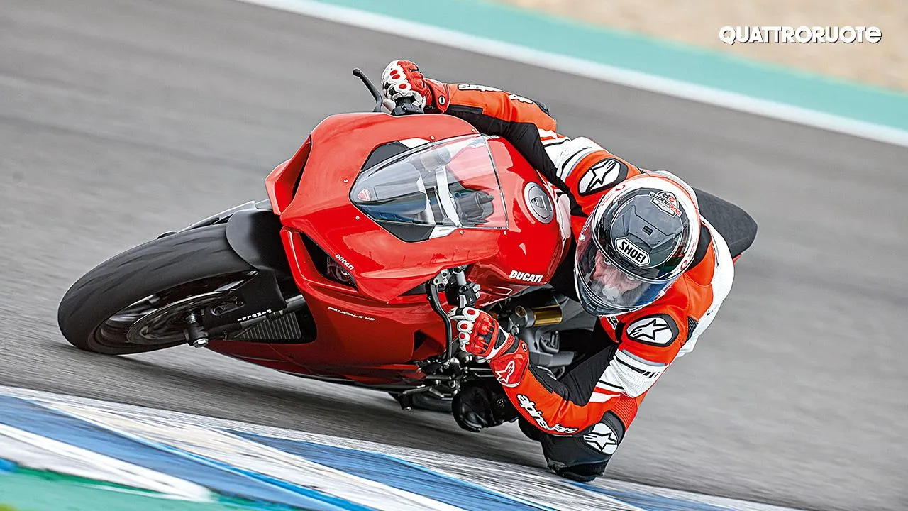 Ducati Panigale V2 Track Test