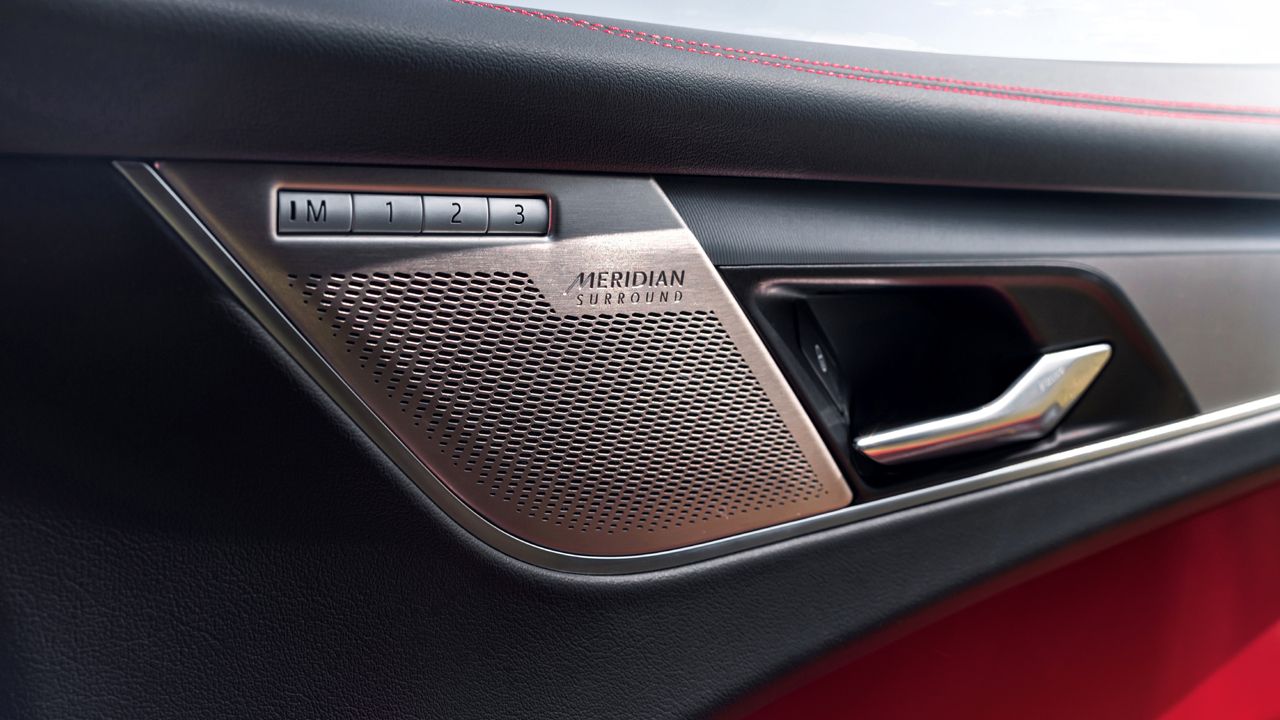 2021 Jaguar F PACE Door Handle