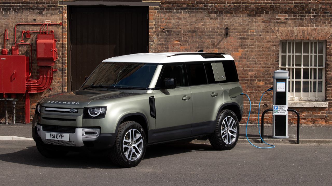 2021 LR Defender 110 PHEV