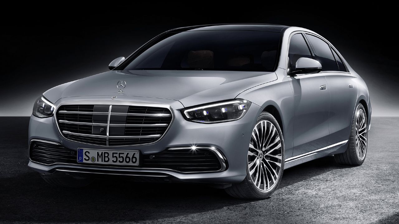 2021 Mercedes Benz S Class Front Quarter View