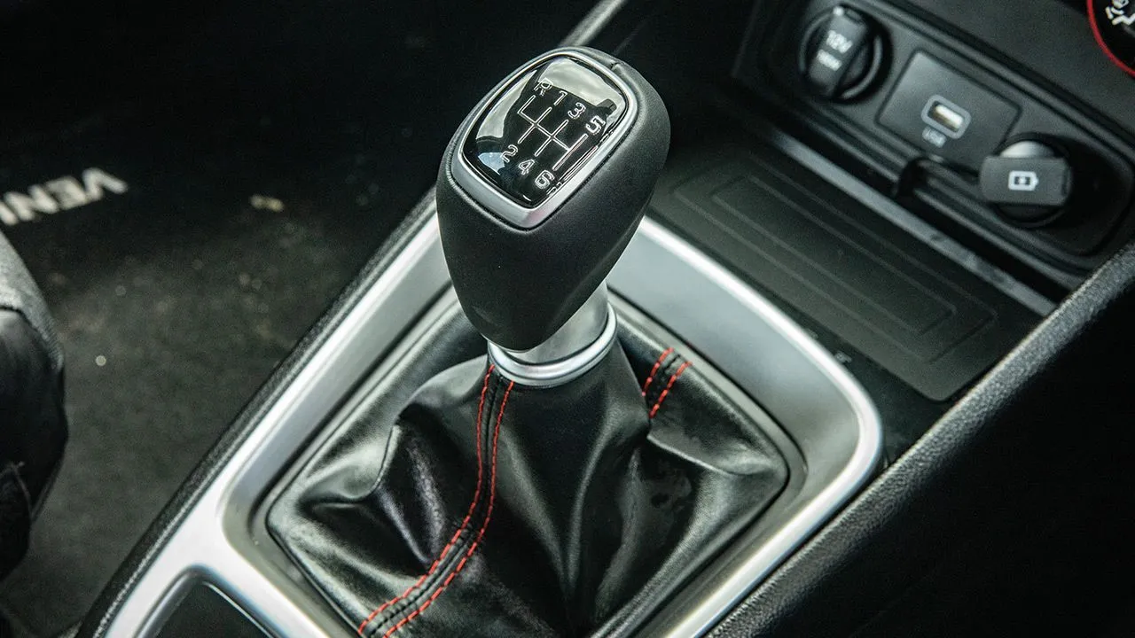 hyundai venue imt gearlever