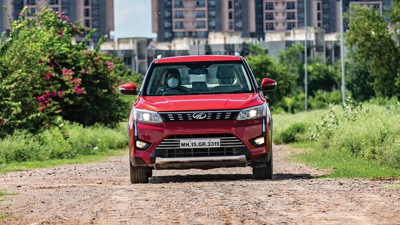mahindra xuv300 petrol manual