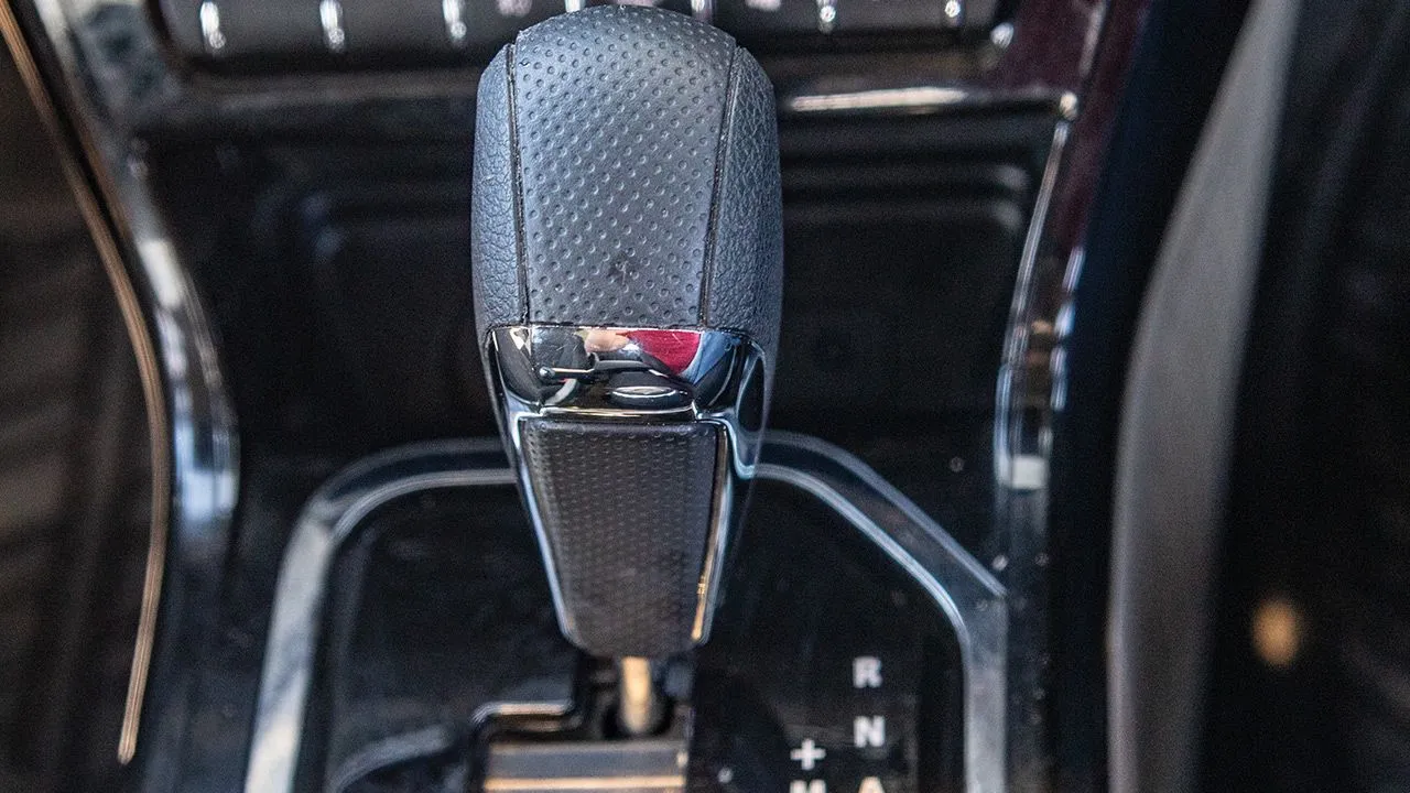new tata nexon petrol amt gear lever