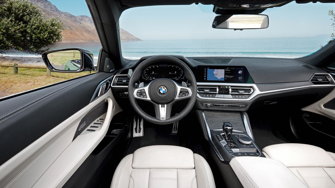 2021 BMW 4 Series Convertible Interior