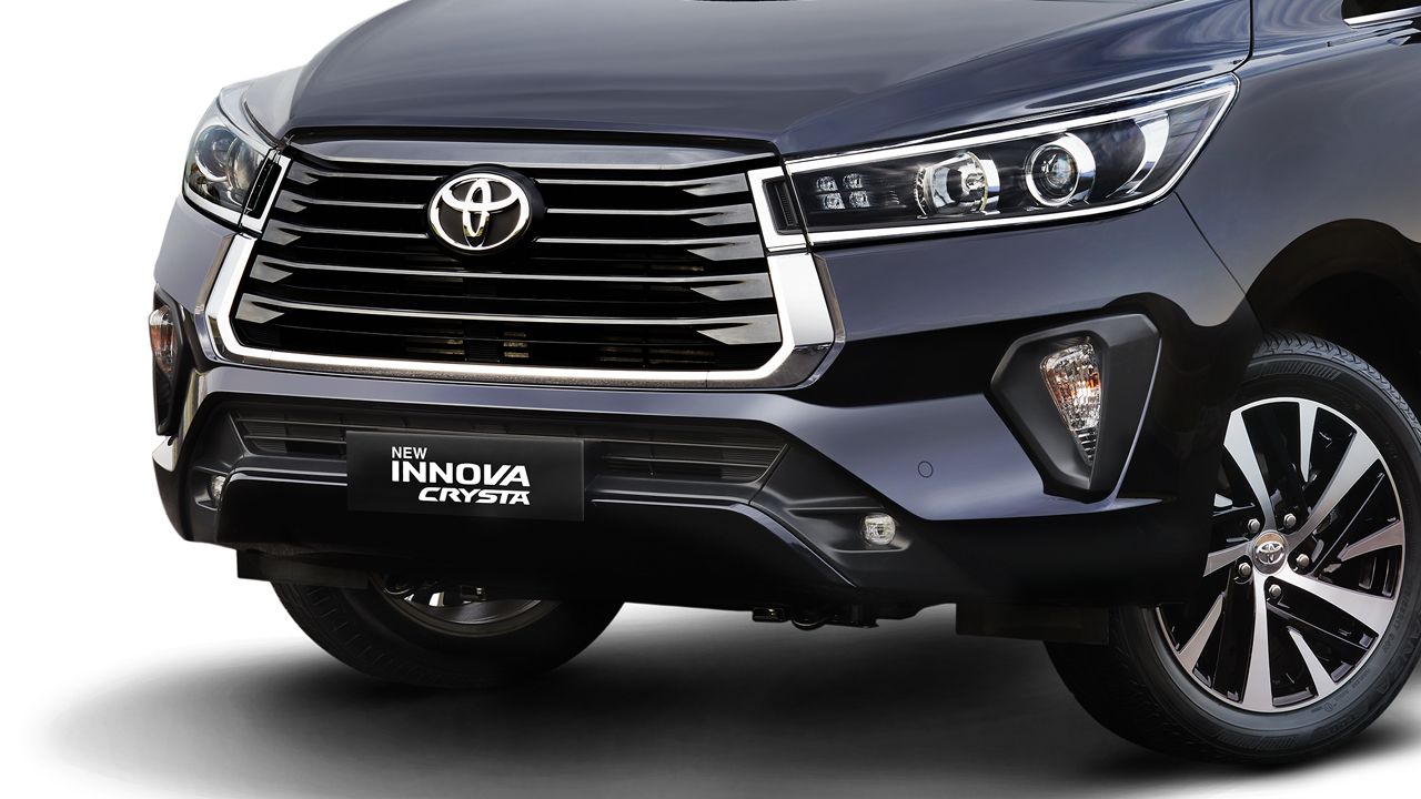 2020 Toyota Innova Crysta Facelift Front Fascia
