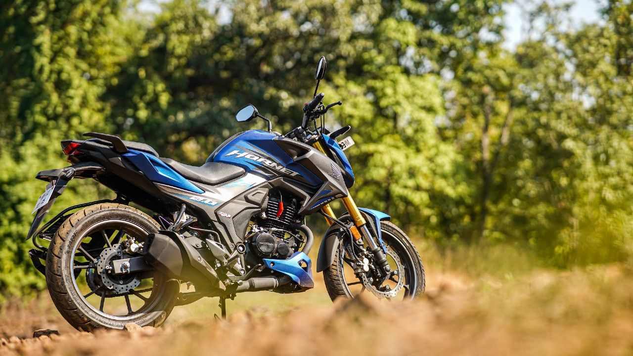 UntitledHonda Hornet 2 Review Static Rear M