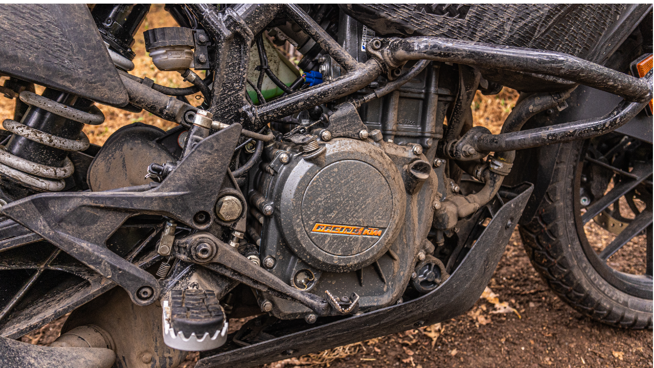 Ktm 250 Adventure Review First Ride Engine Detail M