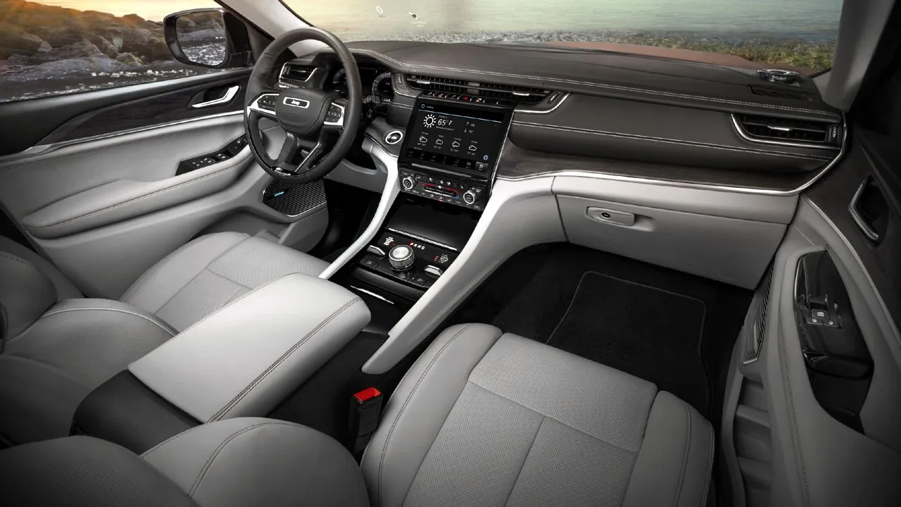 2021 Jeep Grand Cherokee L Interior