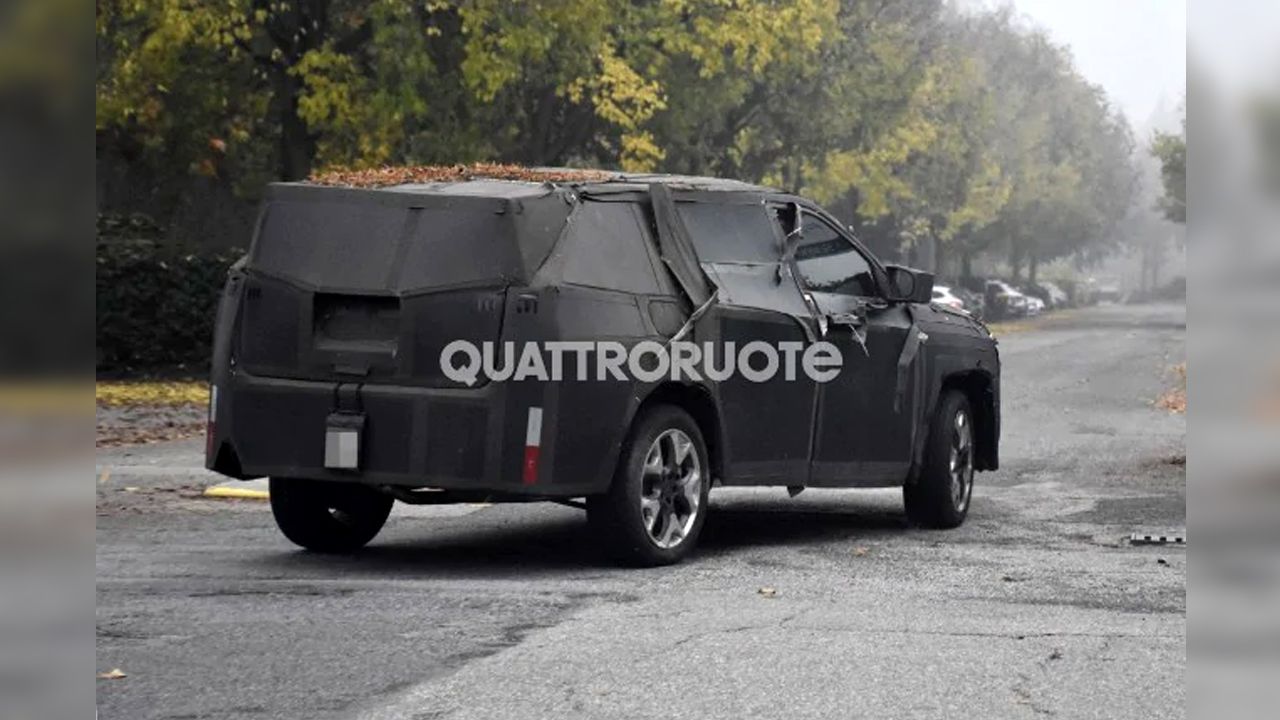 Jeep Seven Seater SUV Test Prototype QRT Rear Quarter