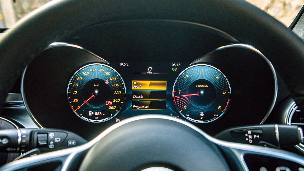 2021 Mercedes Benz GLC 220d Instrument Cluster
