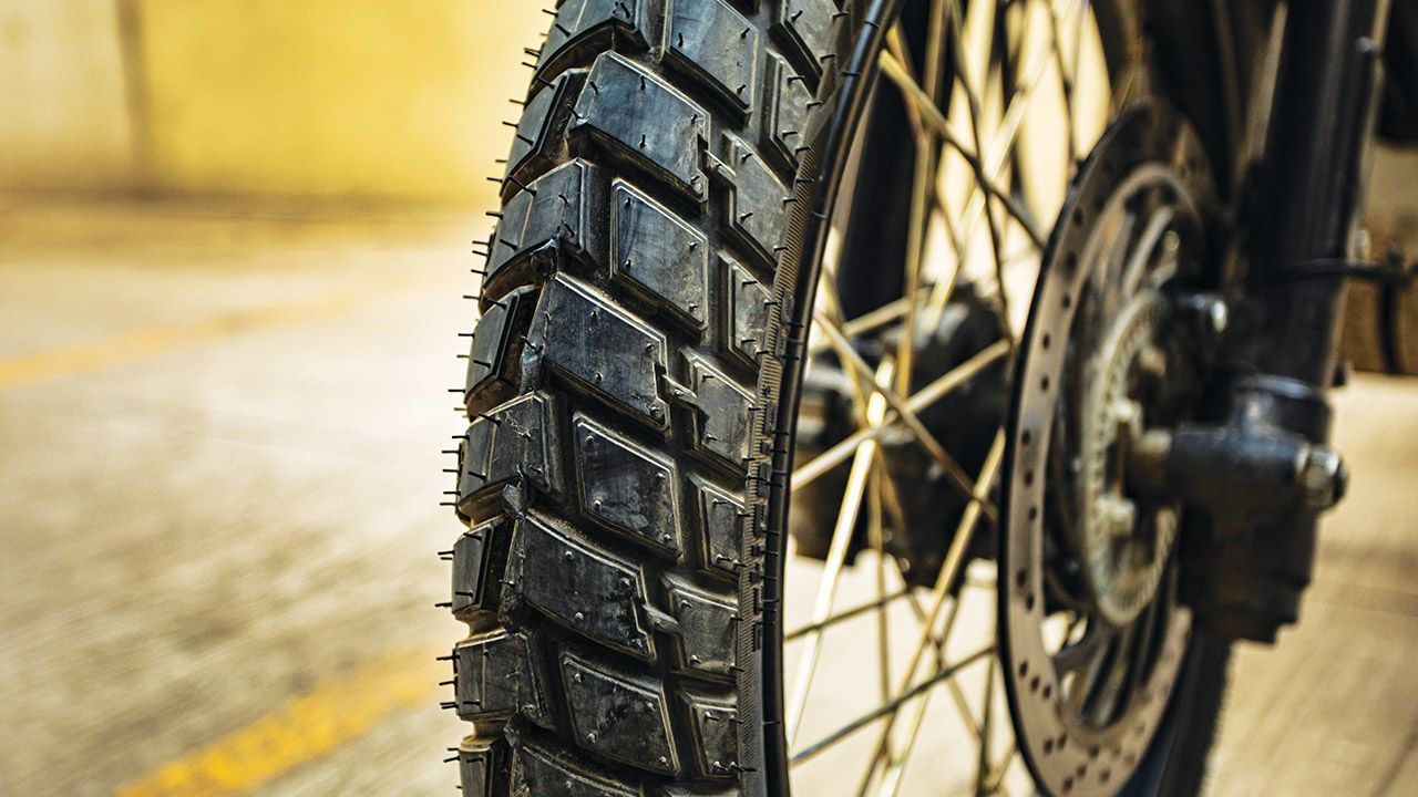 Apollo Actigrip F6 Tyre Tread Design