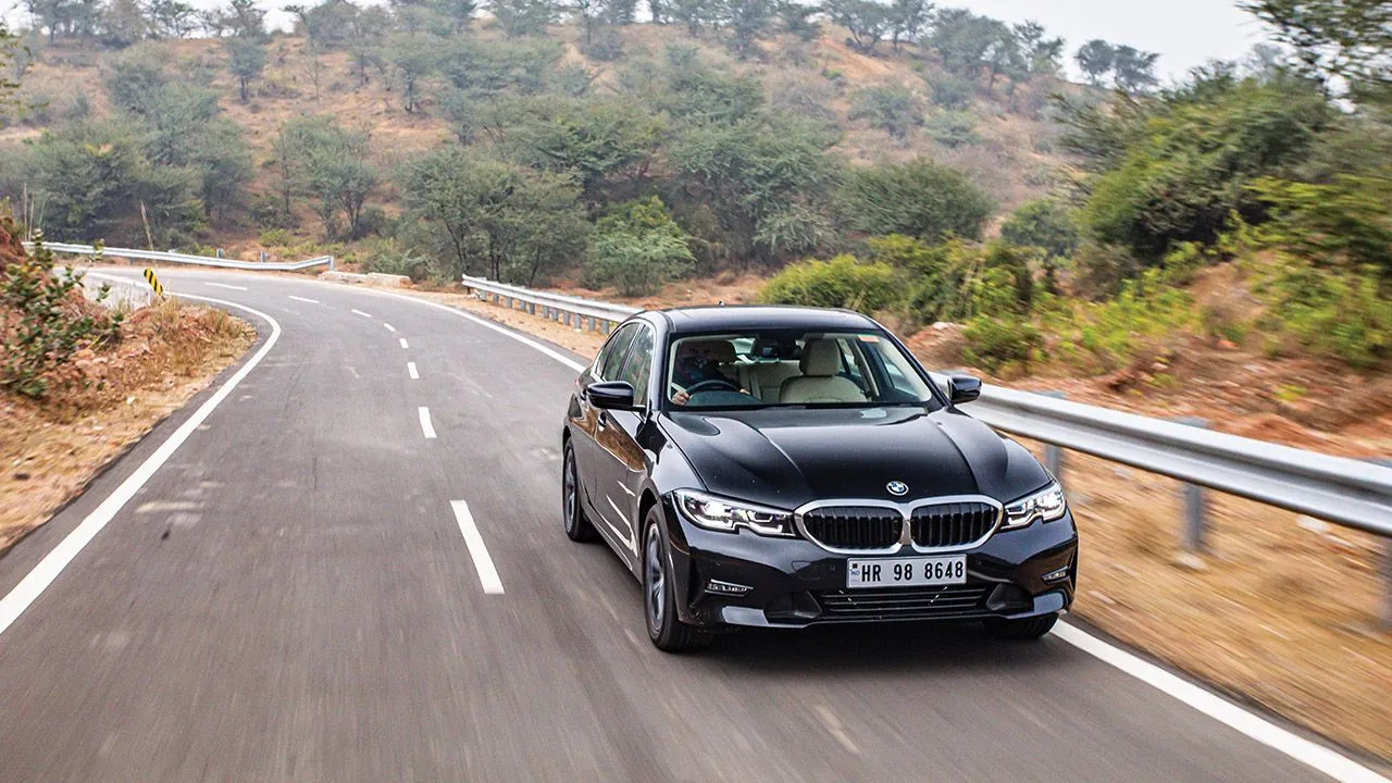 BMW 320d Front Quarter Motion