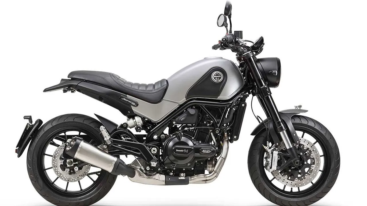 Benelli Leoncino 500 Image 10 