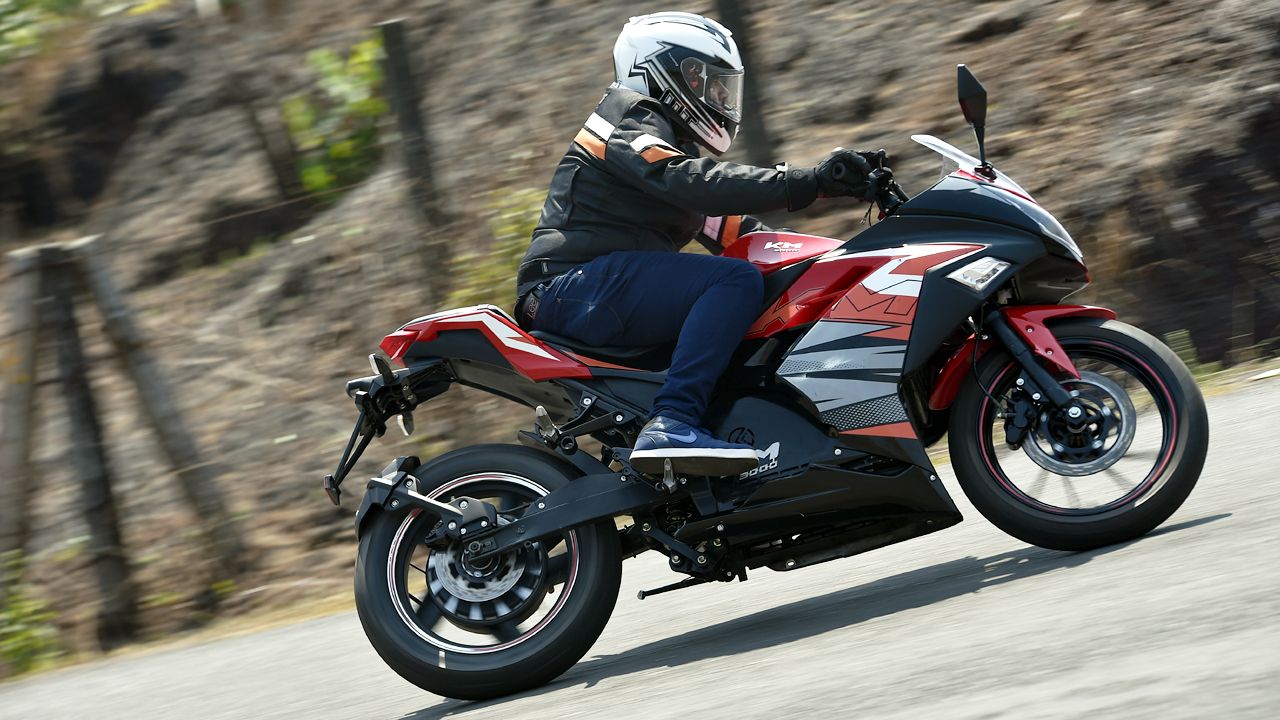 KM 3000 Side View Motion Corner