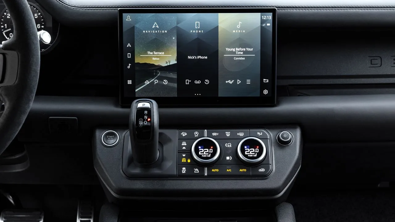 Land Rover Defender V8 Centre Display