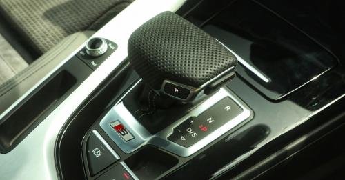 2021 Audi S5 Sportback gear shifter