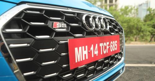 Audi S5 Sportback Grille1