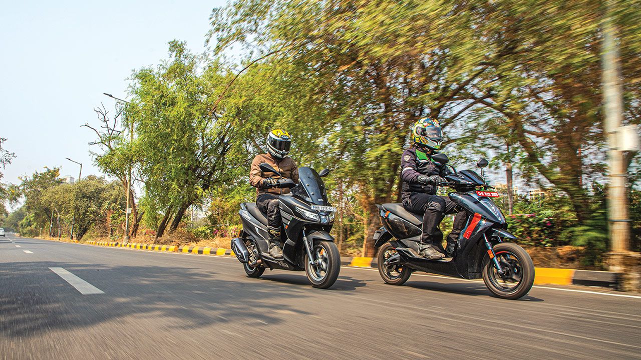 Ather 450X And Aprilia SXR 160 Static Motion1