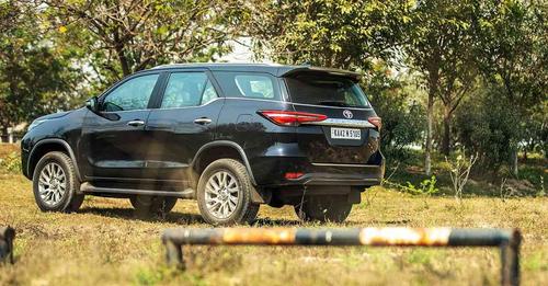 2021 Toyota Fortuner Rear Quarter Static