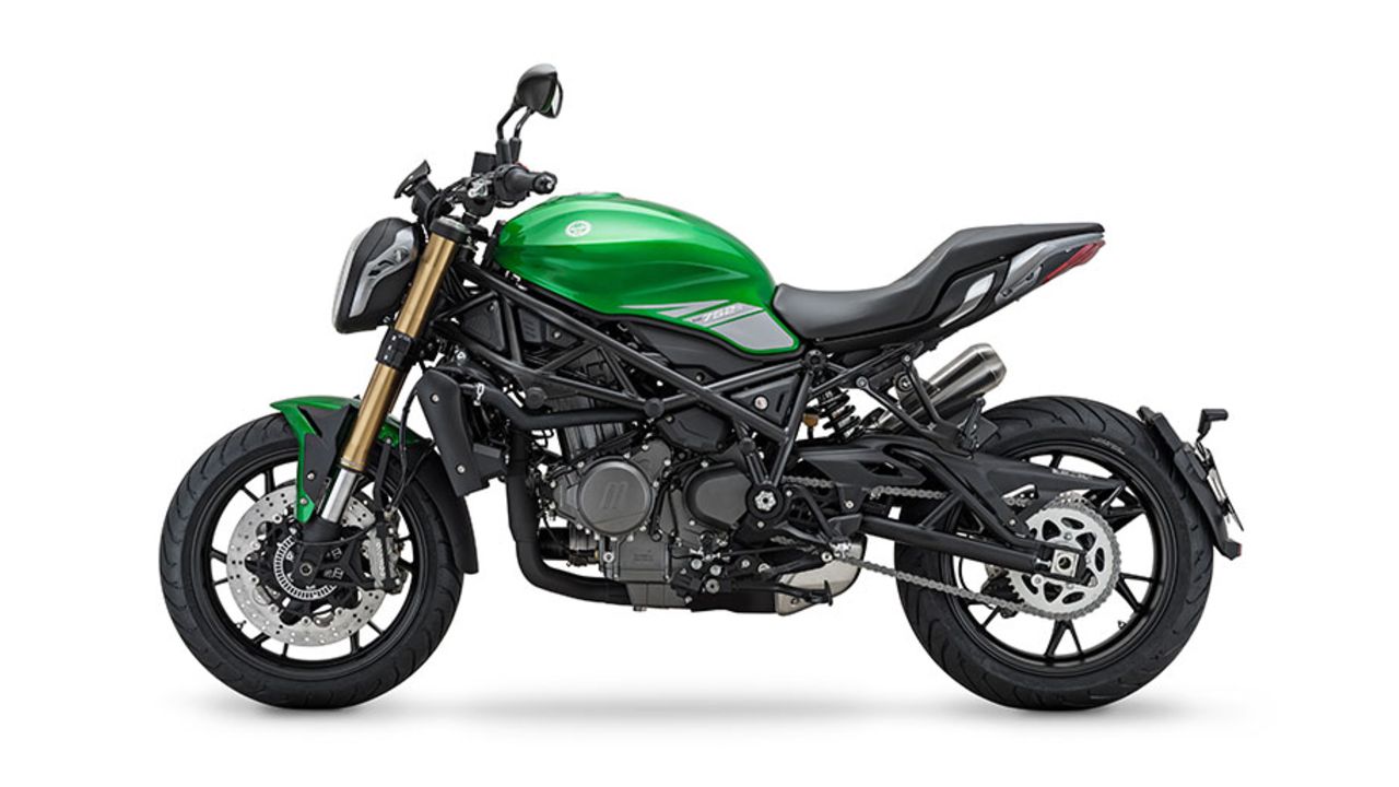Benelli 752S 1 