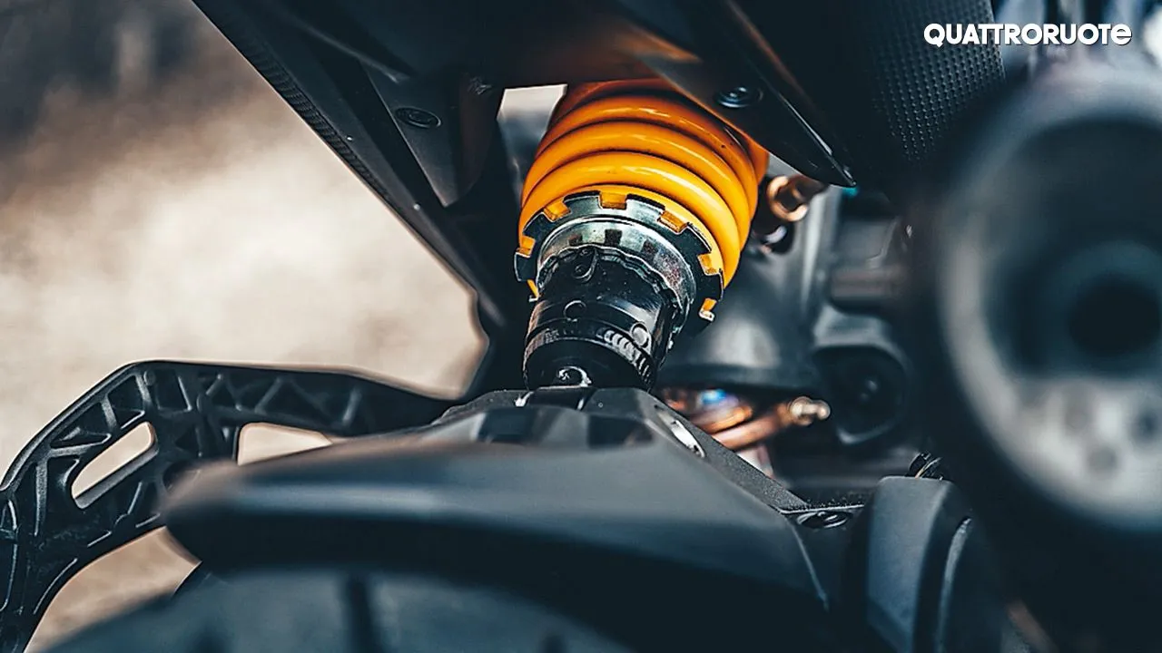 2021 Ducati Monster Rear Mono Shock1