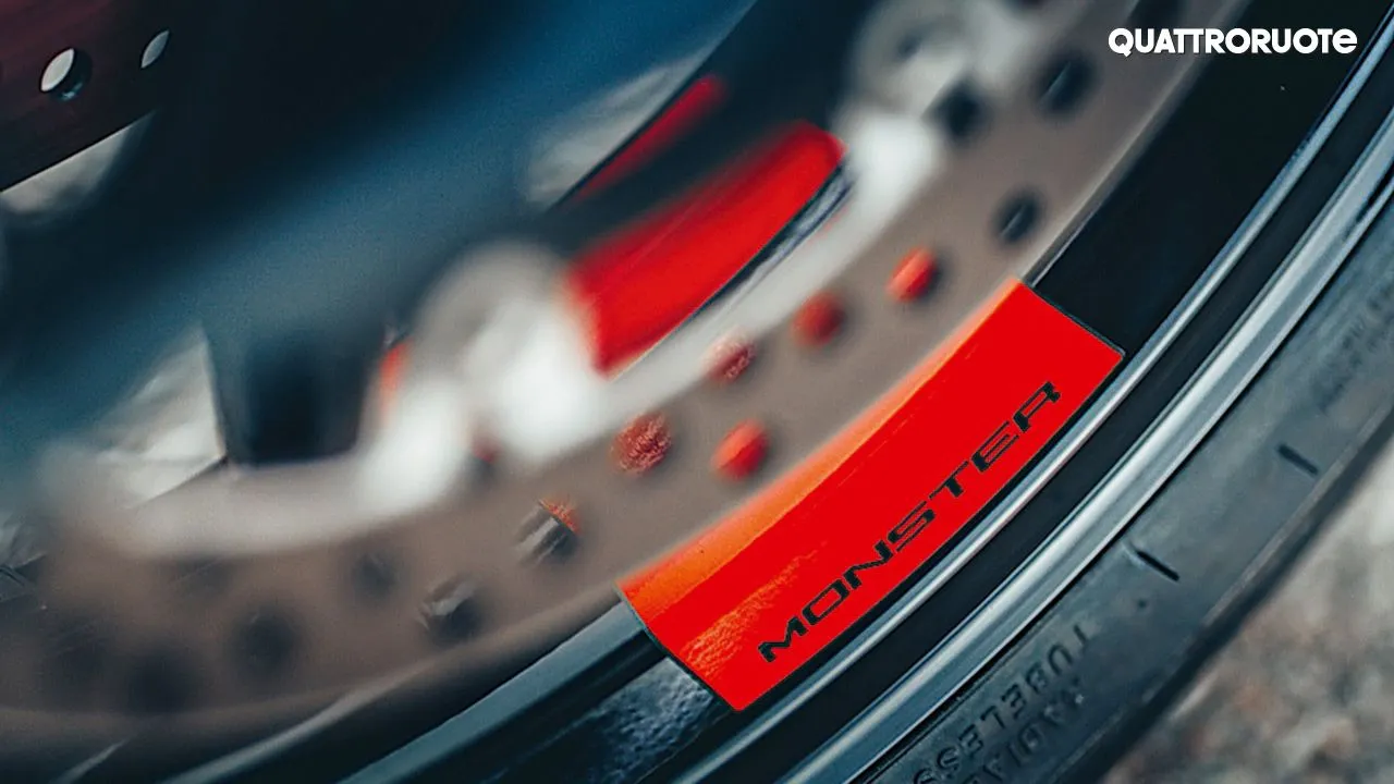 2021 Ducati Monster Wheel Graphic1