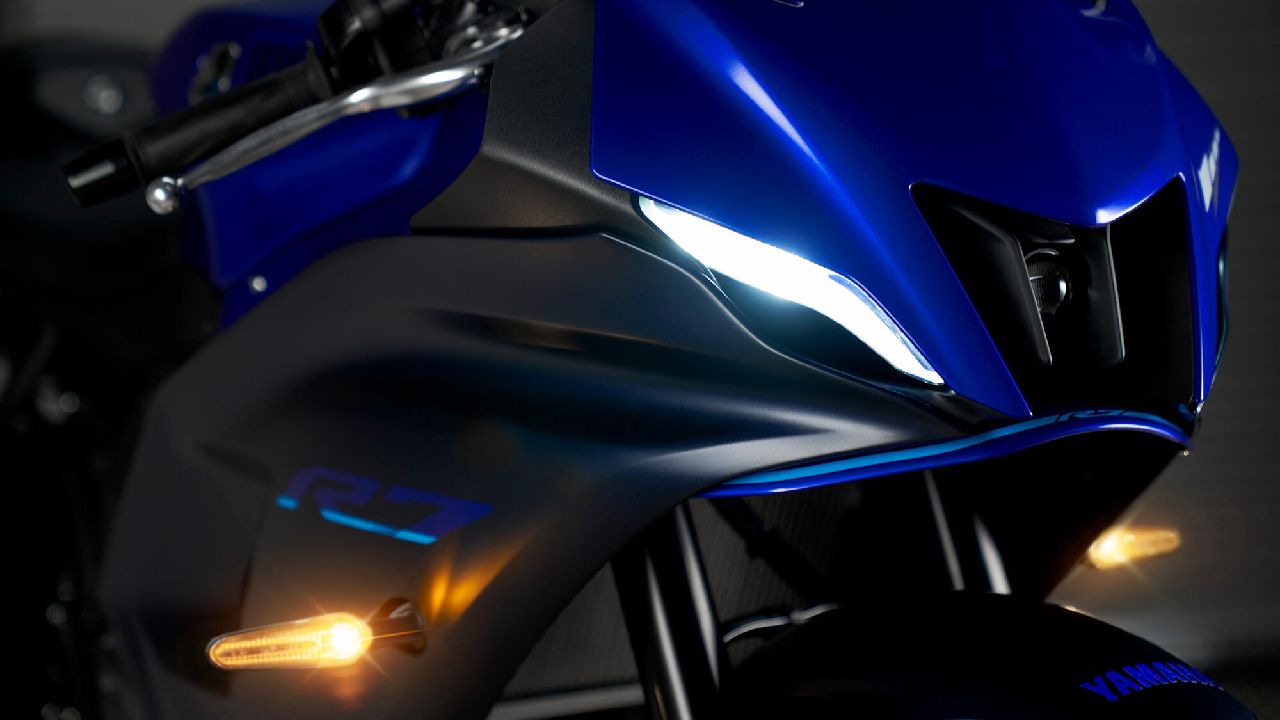 2022 Yamaha YZF R7 Revealed
