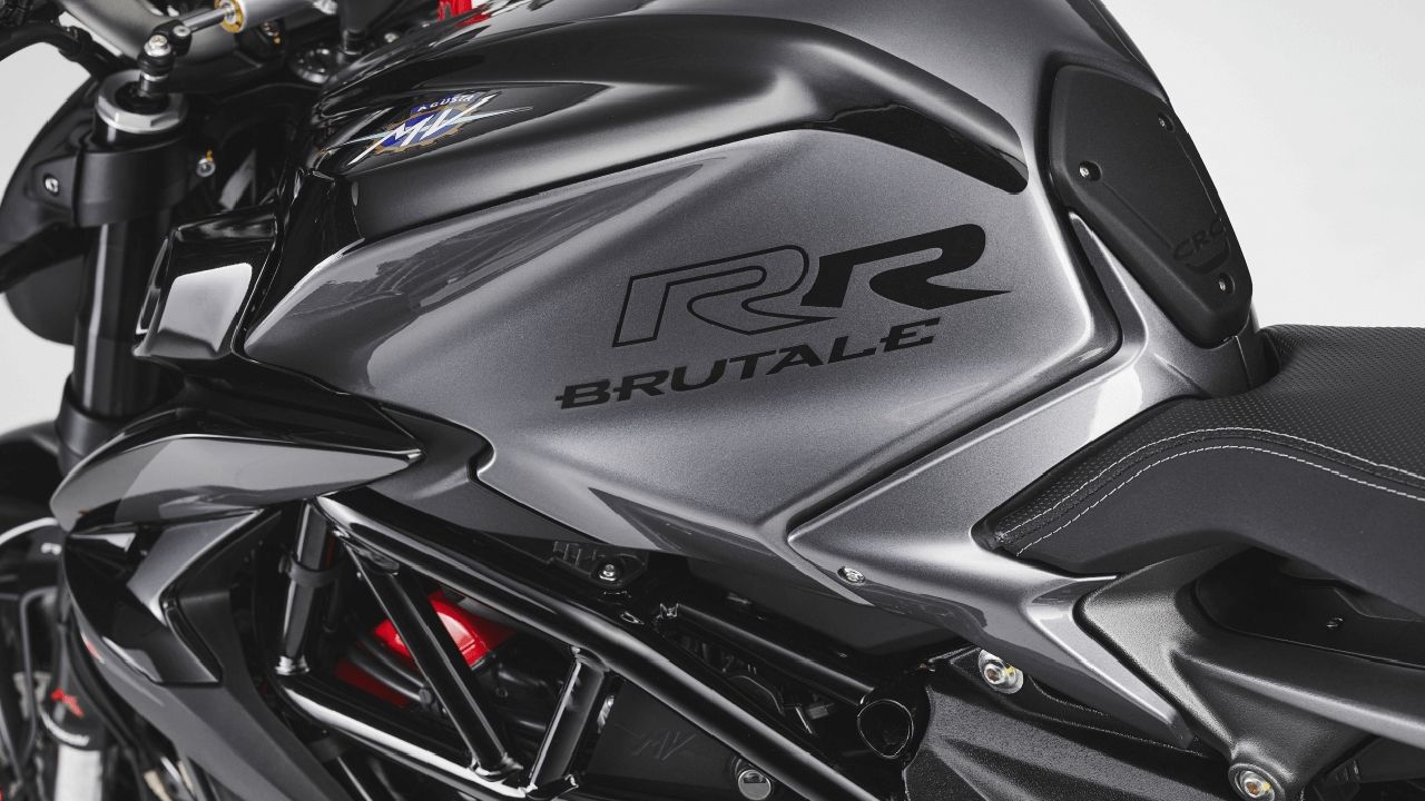 2021 MV Agusta Brutale 800 RR Tank Design Details 