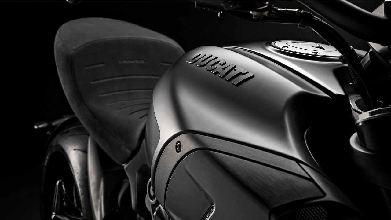 BS6 Ducati Diavel 1260 All Black Colour Scheme Fuel Tank