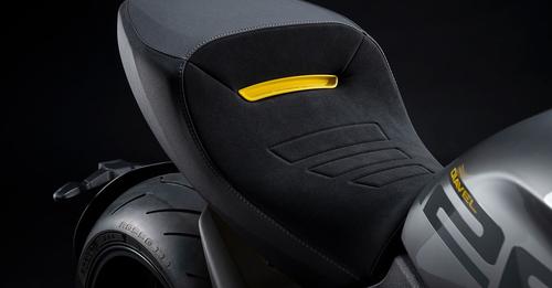 Ducati Diavel 1260 Image 12 