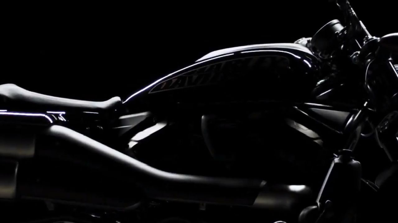 Harley Davidson Cutom 125 Static Teaser Shot
