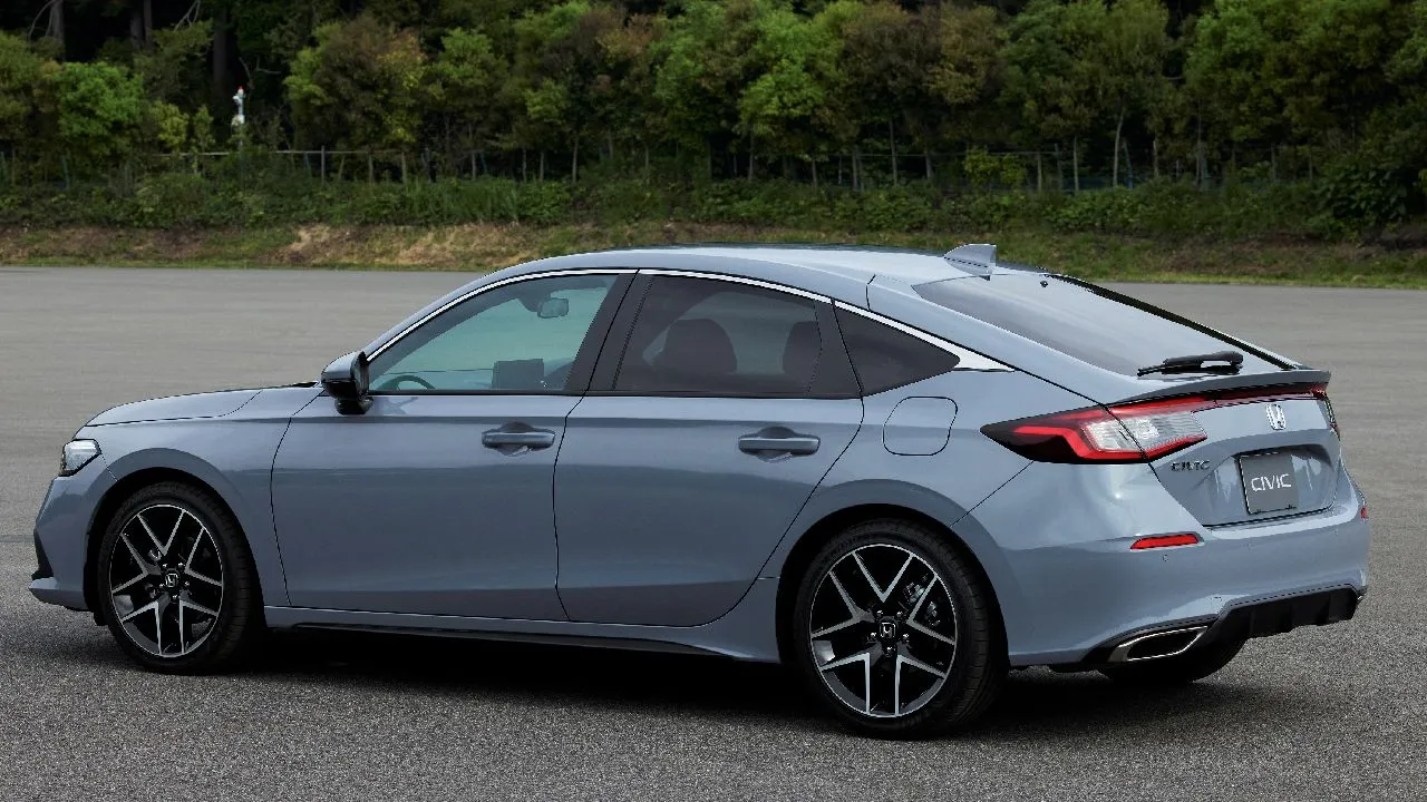 Honda Civic Hatchback Rear Three Quarter Static