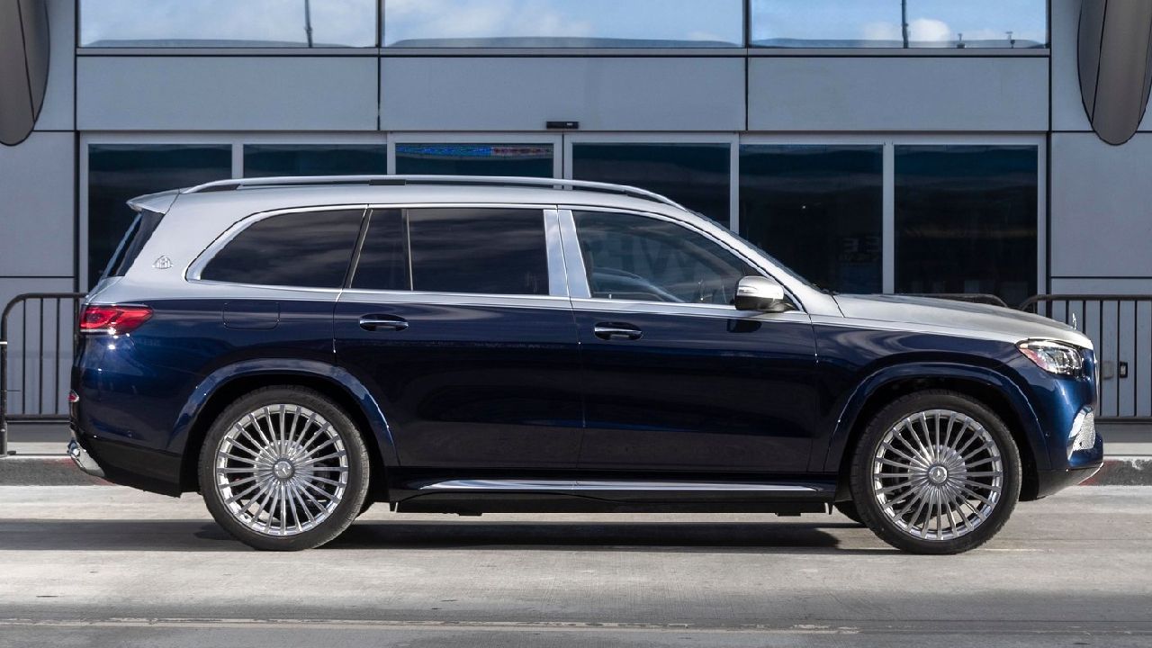 Mercedes Maybach GLS 600 4Matic Side View With Larger 22 Inch Wheels