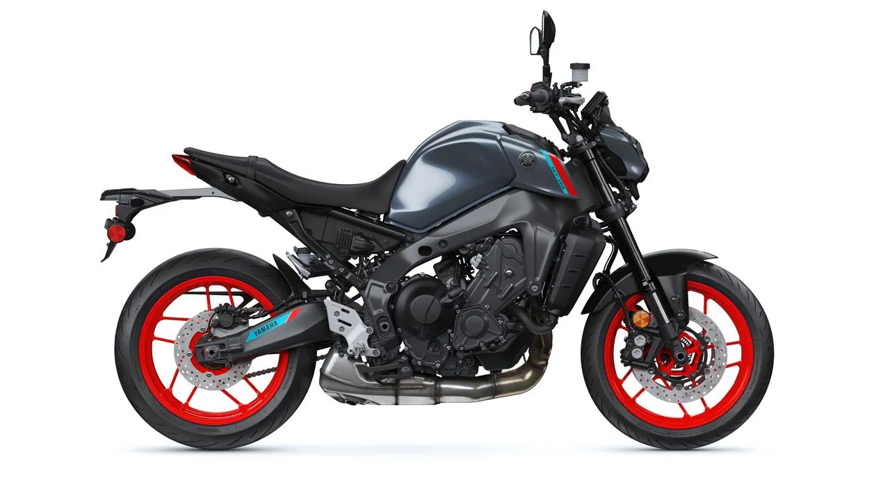 Yamaha MT 09 Side Profile Static Shot