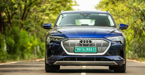 2021 Audi e tron front end2