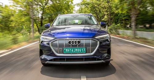 2021 Audi e tron handling1