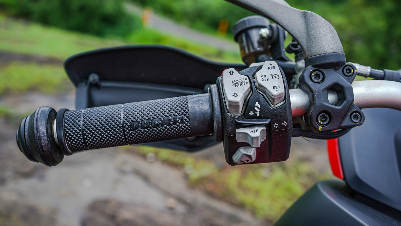 2021 Ducati Multistrada 950 S Review Details Cruise Control M