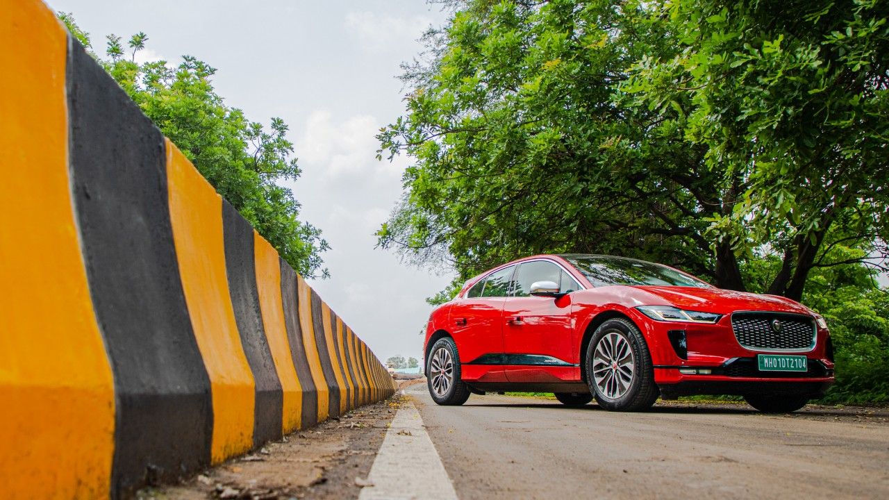 2021 Jaguar I Pace Electric Static Front Three Quarter