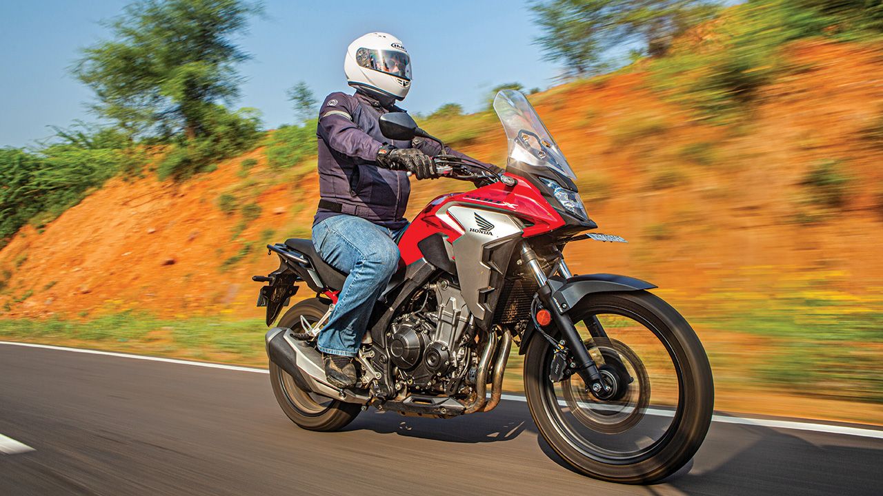 Honda CB500X Side View Motion