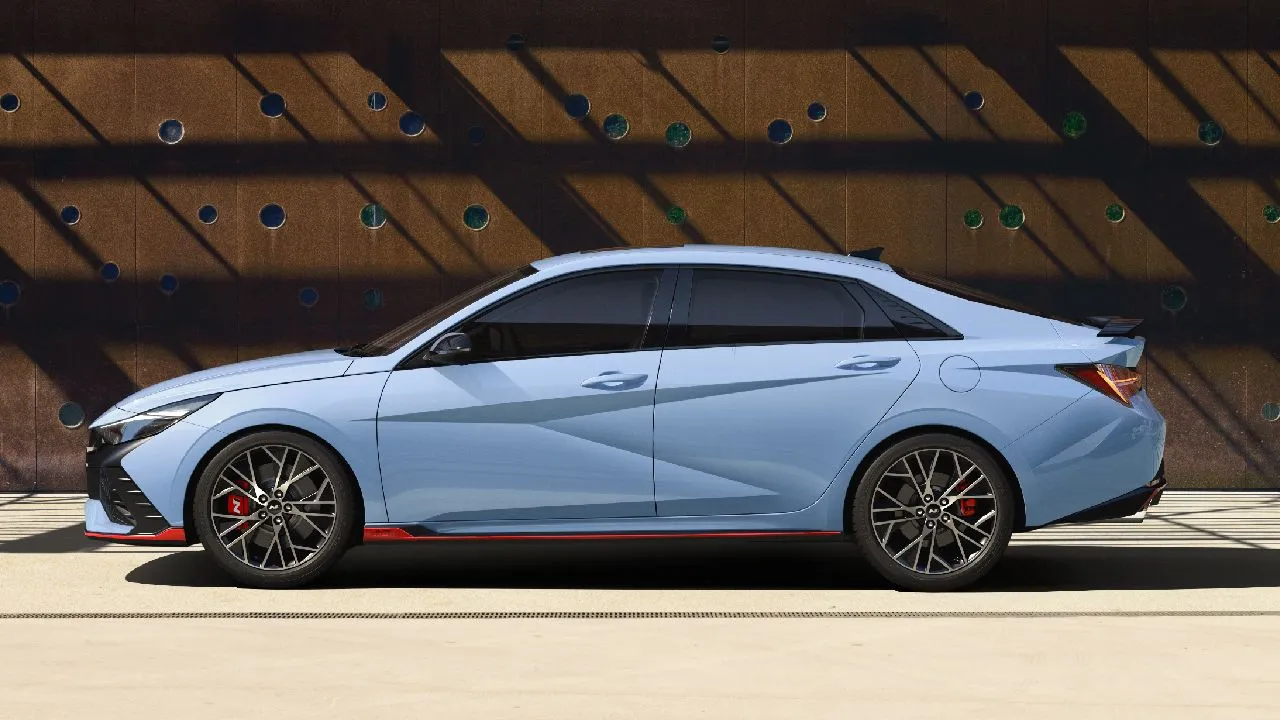 Hyundai Elantra N Side Profile Static