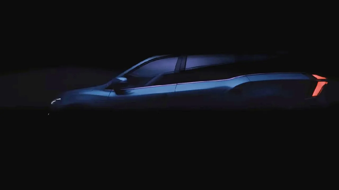 2021 Mahindra XUV700 Side Profile Static Shot