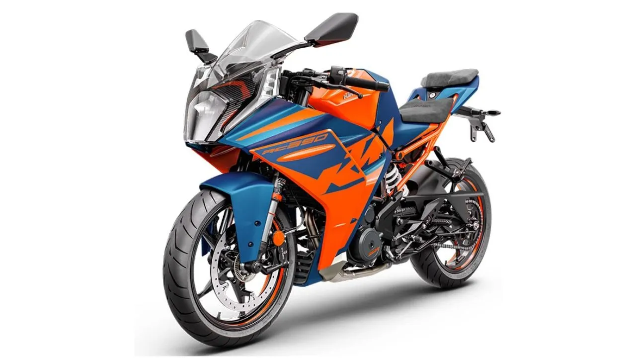 2022 KTM RC390 Three Quarter Static 2022 KTM RC390 Three Quarter Static